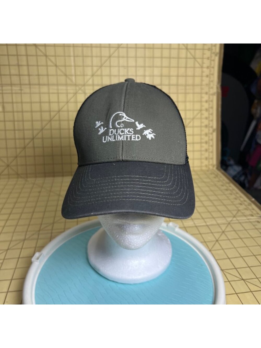 Ducks Unlimited Gray & Black Mesh Trucker Hat Adjustable K-Products Embroidered